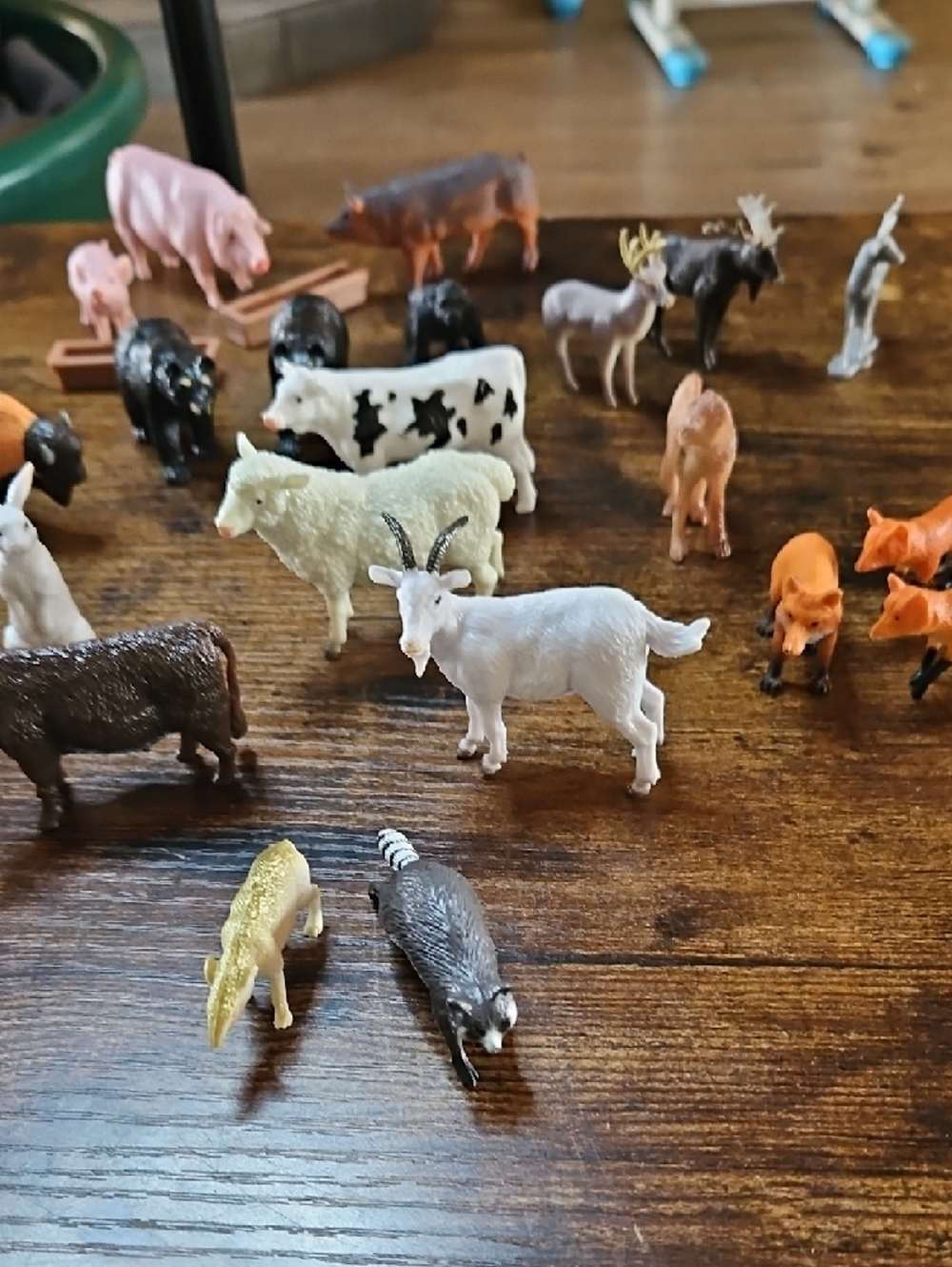Toy Farm Animal Lot - Mixed Plastic Farm Animals with Accessories - Picture 2 of 5